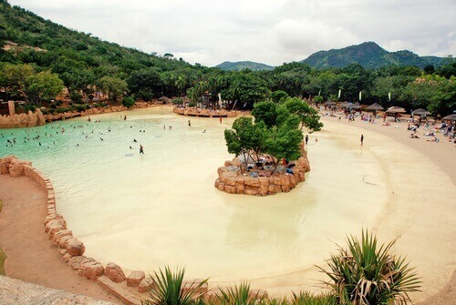 Sun City Casino Resort pool